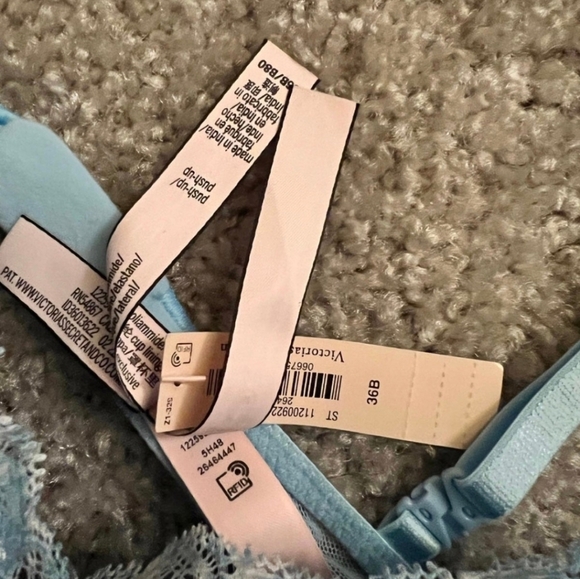 Victoria's Secrect Bundle NWT. - Picture 3 of 6